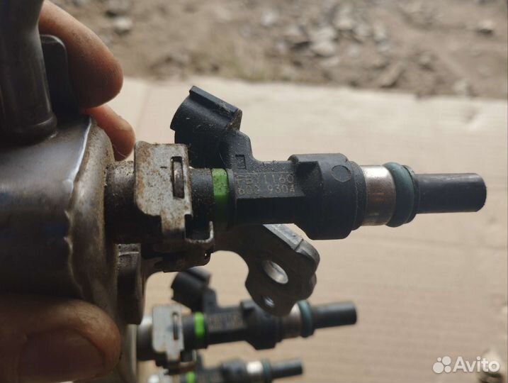 Топливная рампа с форсунками Qashqai J10 1.6 МКПП