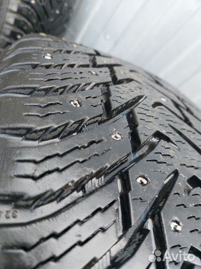 Nokian Tyres Hakkapeliitta 8 SUV 235/65 R18