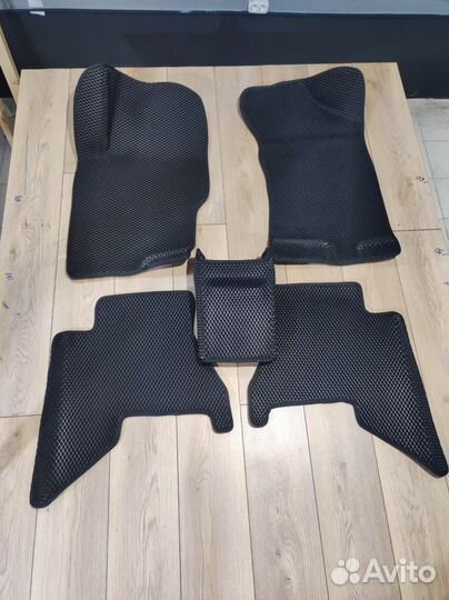 Автоковры водительские EVA Nissan Bassara JU30 Ева