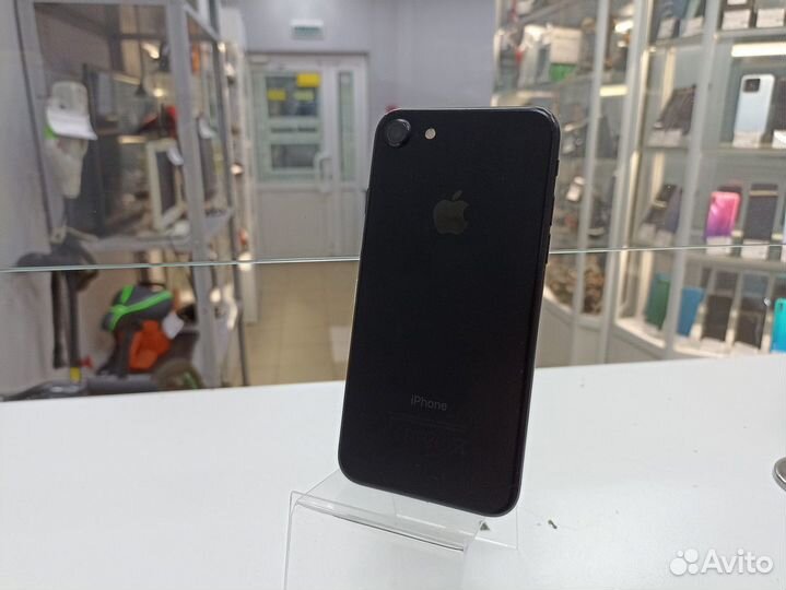 iPhone 7, 128 ГБ