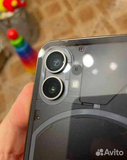 Nothing Phone 1, 8/256 ГБ