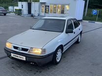 Opel Vectra 1.8 MT, 1992, 350 000 км, с пробегом, цена 105 000 руб.