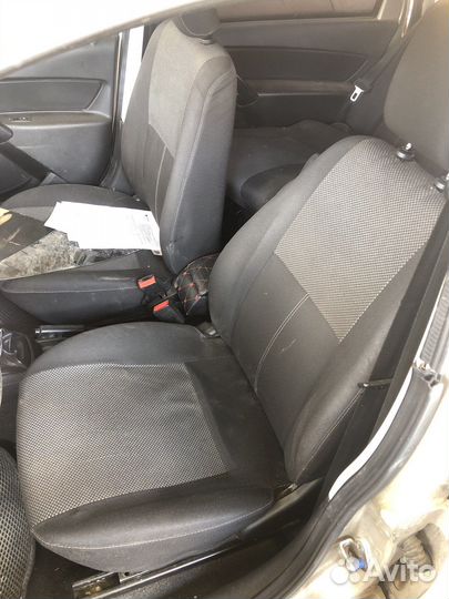 Сидельники на гранту калину