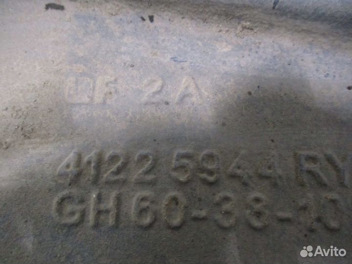 Кронштейн реактивной тяги Iveco 41225944