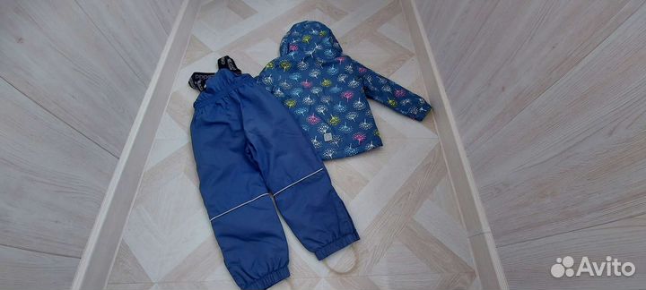 Костюм демисезонный на девочку 98-104