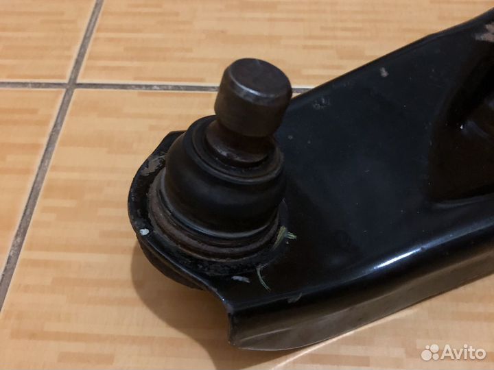 Рычаг передний правый Nissan X-Trail t32