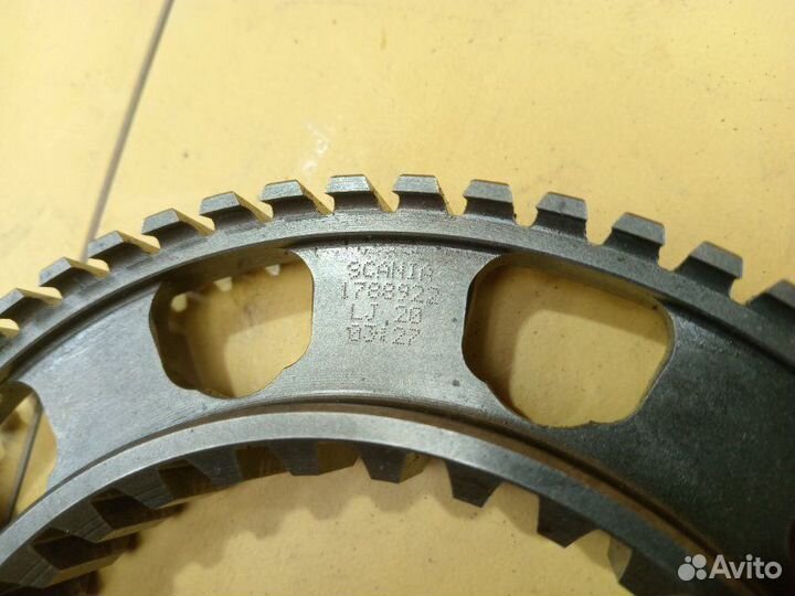 Ведущий элемент вторичного вала кпп Scania R 440