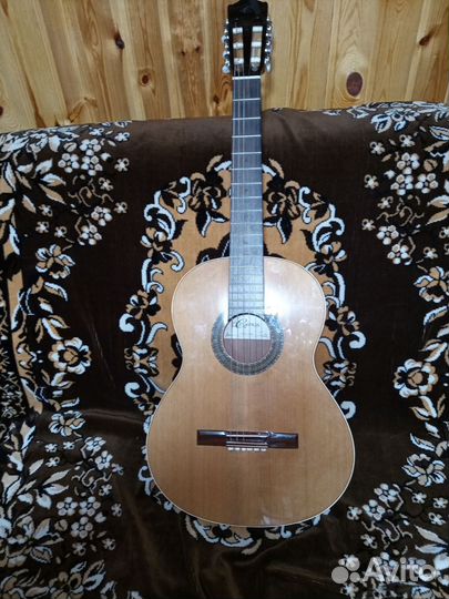 Гитара классическая