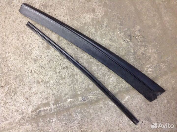 Накладка стекла кузовного Ford Fusion 2002