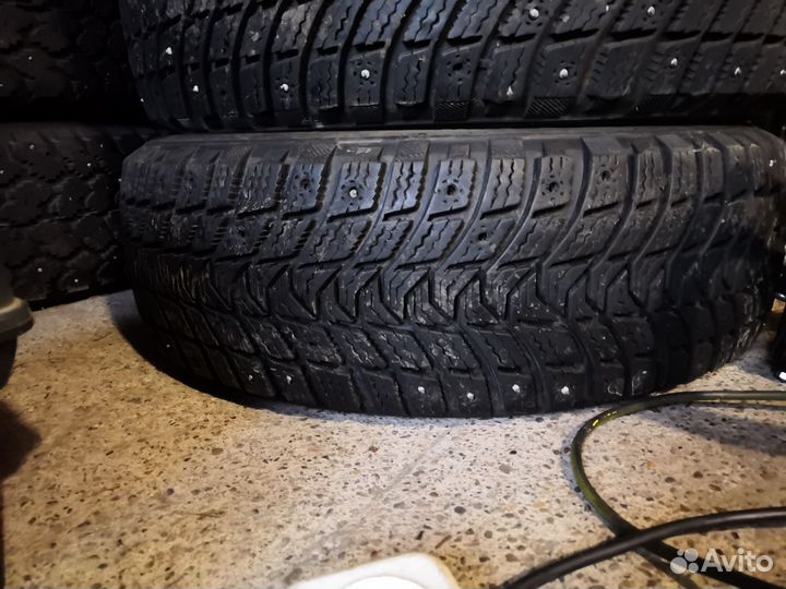 Michelin X-Ice North 3 185/65 R15 92T