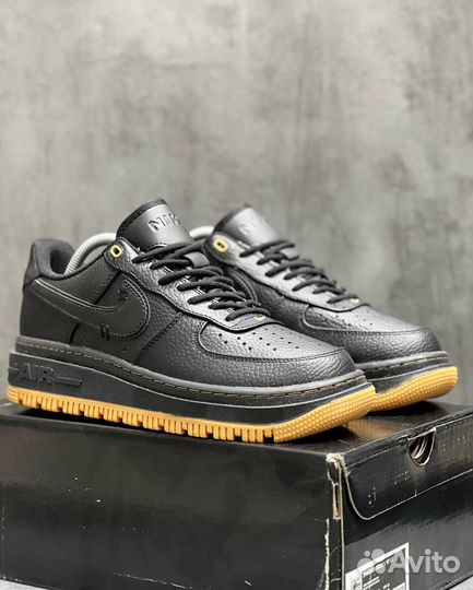 Кроссовки Nike air force 1