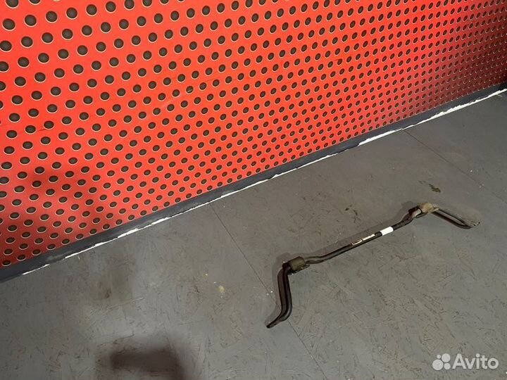 Стабилизатор поперечной устойчивости задний