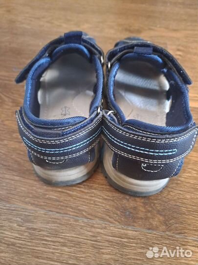 Сандалии 33р