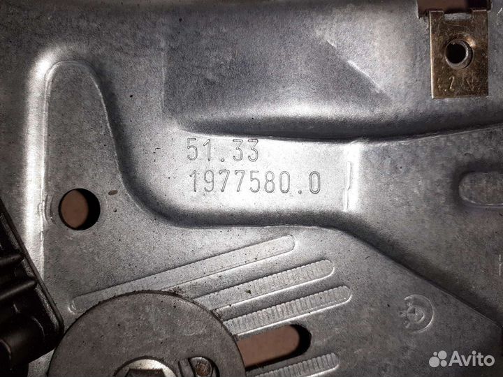 Стеклоподъемник правый BMW E36 купе