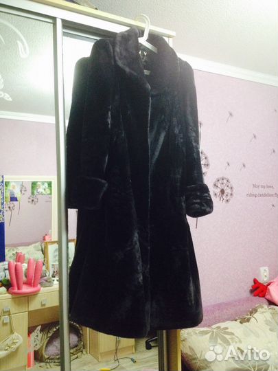 Шуба из меха мутона, в идеале