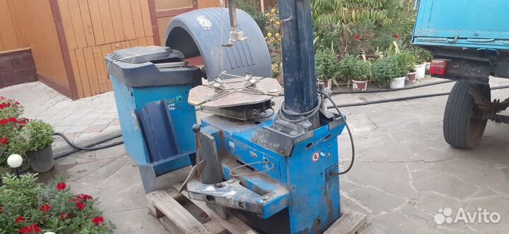 Шиномонтажный станок и балансировочный. Хоффман