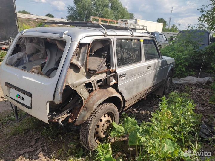 LADA 4x4 (Нива) 1.7 МТ, 2010, битый, 137 000 км