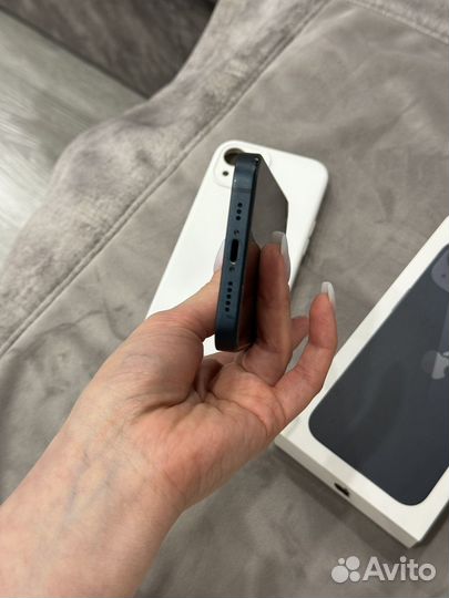 iPhone 13, 256 ГБ