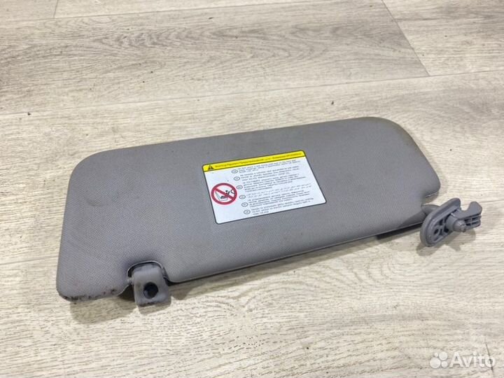 Козырек солнцезащитный правый Kia Rio 3 седан 1.4