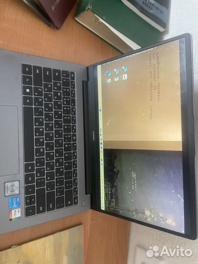 Huawei matebook d14