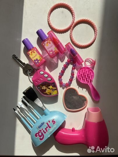 Туалетный столик для девочки