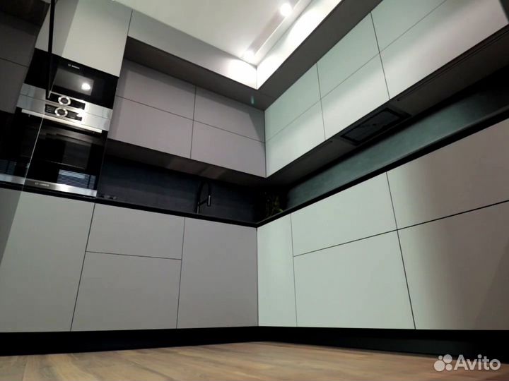 Кухни на заказ - премиум, бесплатный замер