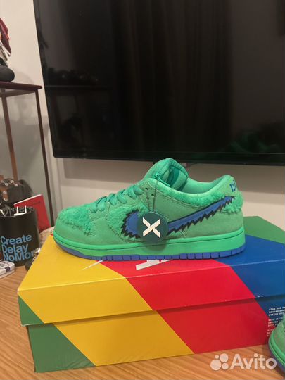Nike SB Dunk Low Grateful Dead Bears Green