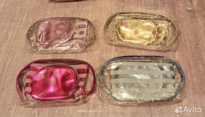 Набор косметичек цветной