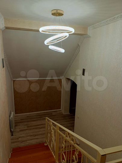 Дом 250 м² на участке 15 сот.