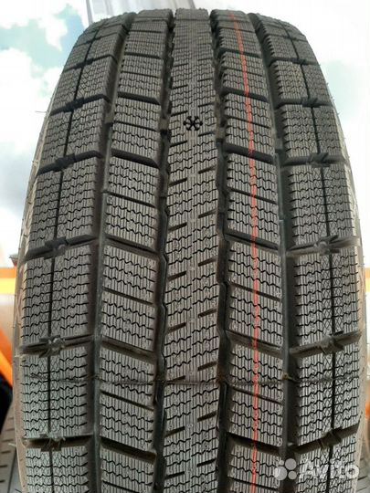 Centara Winter RX621 205/60 R16 92T