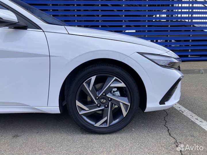 Hyundai Elantra 1.5 CVT, 2024