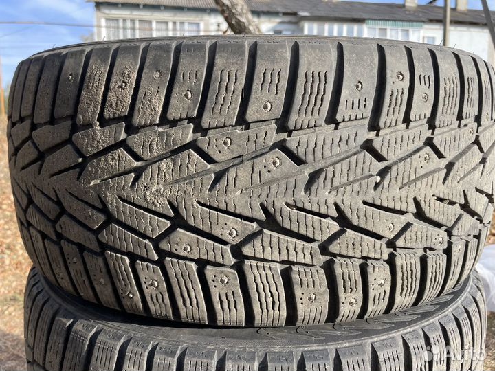 Nokian Tyres Hakkapeliitta 7 245/45 R17 99