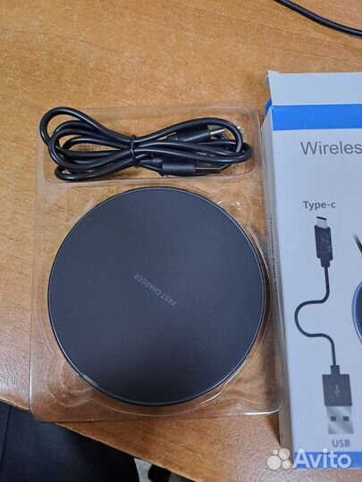 Беспроводная зарядка для телефона