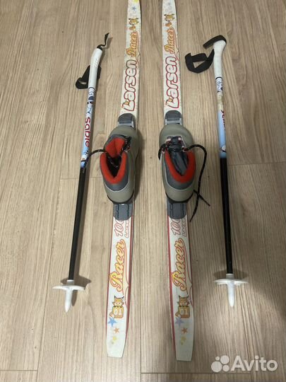 Беговые лыжи палки ботинки