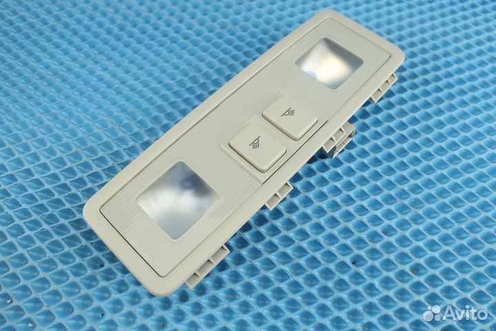 Плафон салонный задний Skoda Superb 3