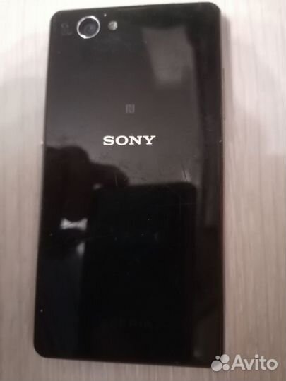 Телефон Sony Xperia б/у