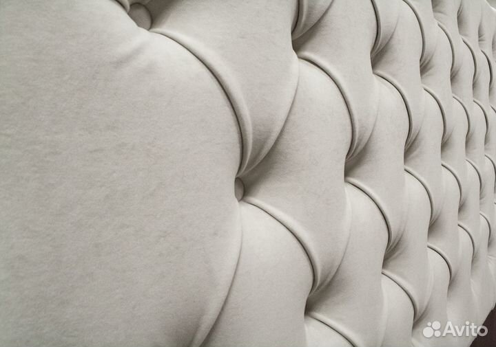 Кровать с каретной стяжкой