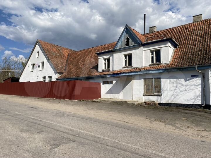 Здание, 829 м²