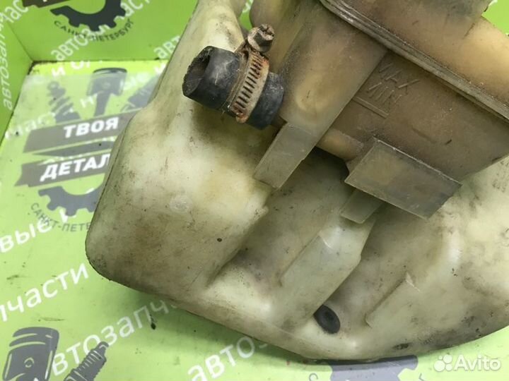 Бачок омывателя Volvo 440/460
