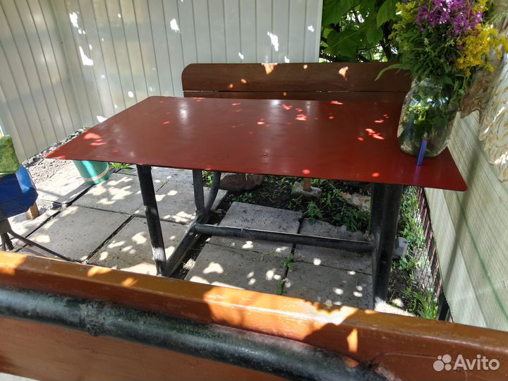 Уличные скамейки в комплекте со столом