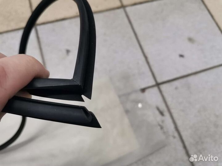 Молдинг лобового стекла lancer 10 с2007-2016г