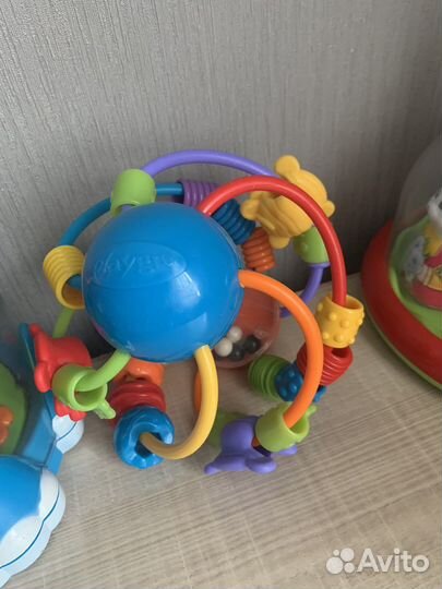 Развивающие игрушки для малышей