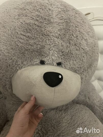 Большие плюшевые медведи