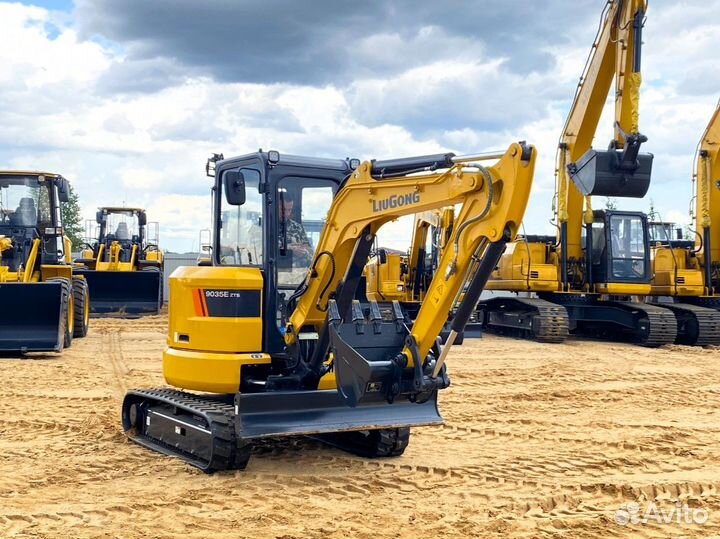 Мини-экскаватор LiuGong CLG9035E, 2023