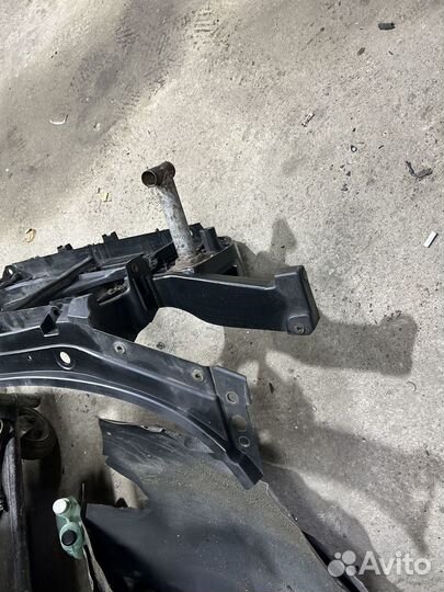 Предняя панель (телевизор) audi а6с5