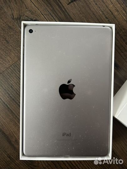 iPad mini 4