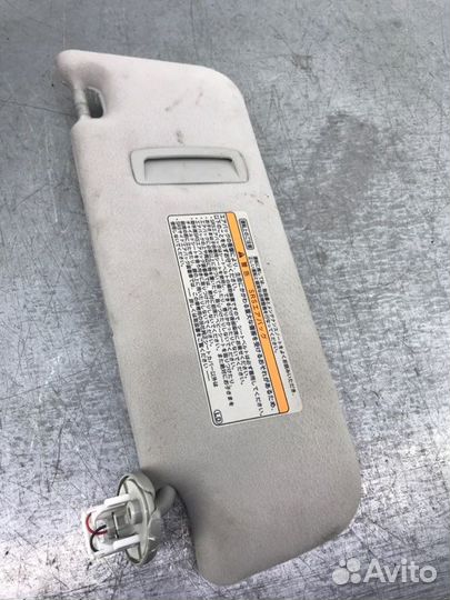 Козырек солнцезащитный правый Toyota Crown GRS182