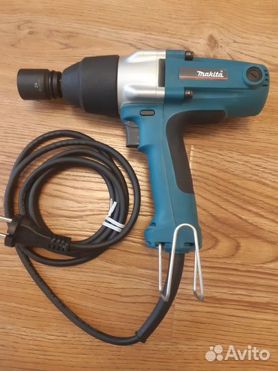 Гайковерт TW 0200