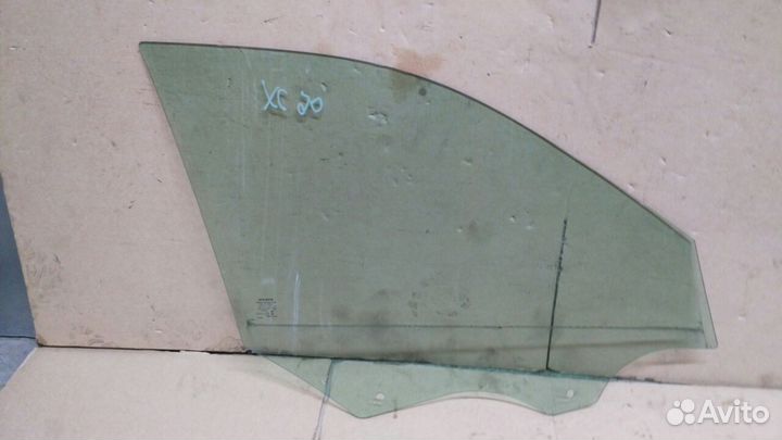 Вольво XC70 стекло переднее правое 2008- 30779525