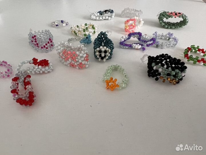 Украшения из бисера